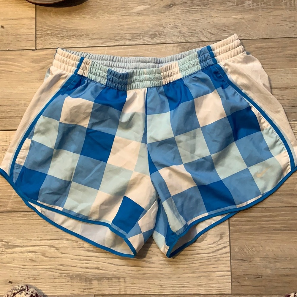 Nike Dri Fit Shorts. Size M